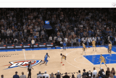今日NBA最佳数据：亚历山大42分领衔！詹姆斯今日最多失误nba十佳球