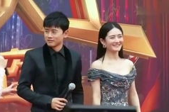 谢娜宣布怀二胎,二胎降临，幸福四口之家再添新成员
