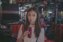 娱乐吃瓜酱路拍,娱乐吃瓜酱带你直击明星日常